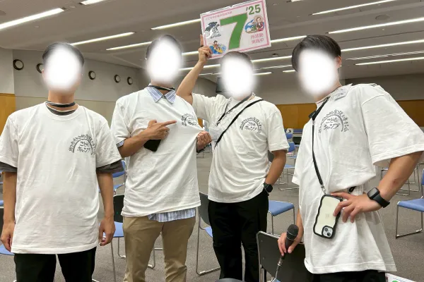 団体・ボランティアスタッフ用オリジナルTシャツ作成事例|埼玉県 こどもキャンプ様(文字ロゴ×シルクスクリーン)